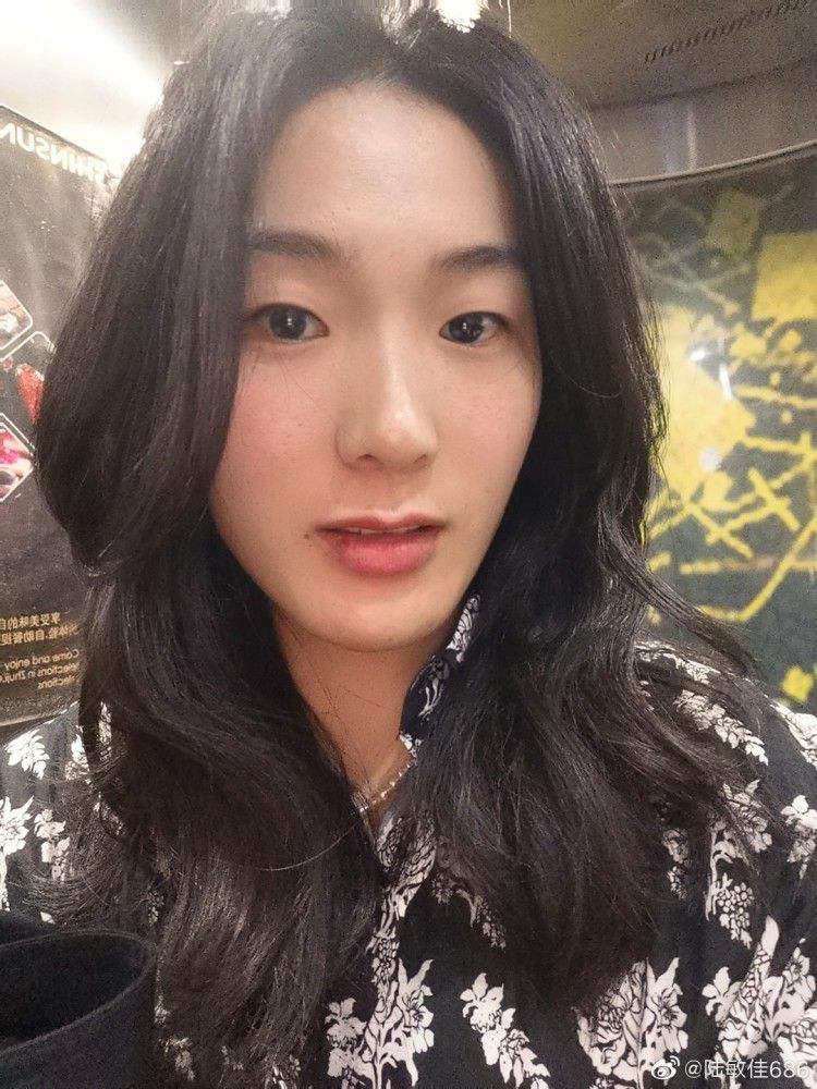 在英超前19轮，诺丁汉森林攻入22球，失34球，攻防表现一般，主场方面取得9战2胜3平4负，胜率较低。